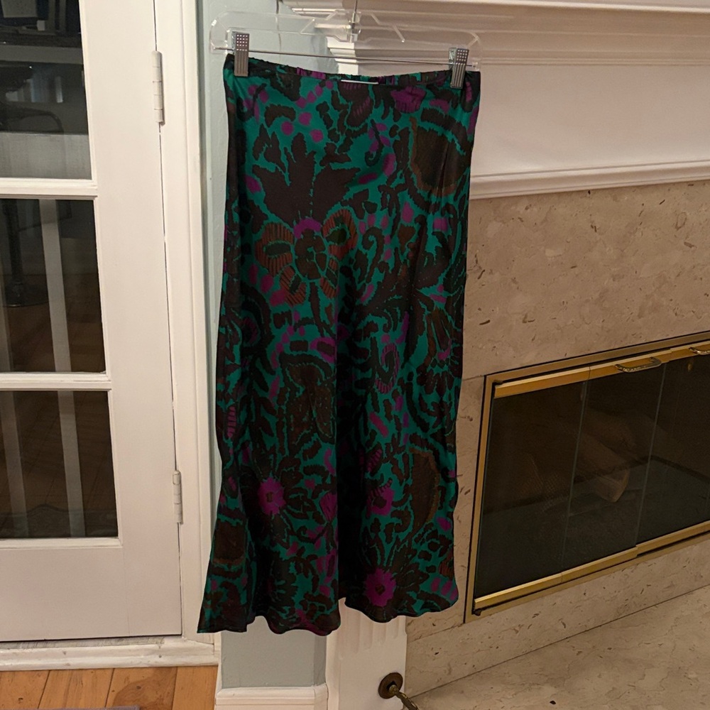Velvet by Graham & Spencer Silk Midi Skirt in Green and Purple Floral